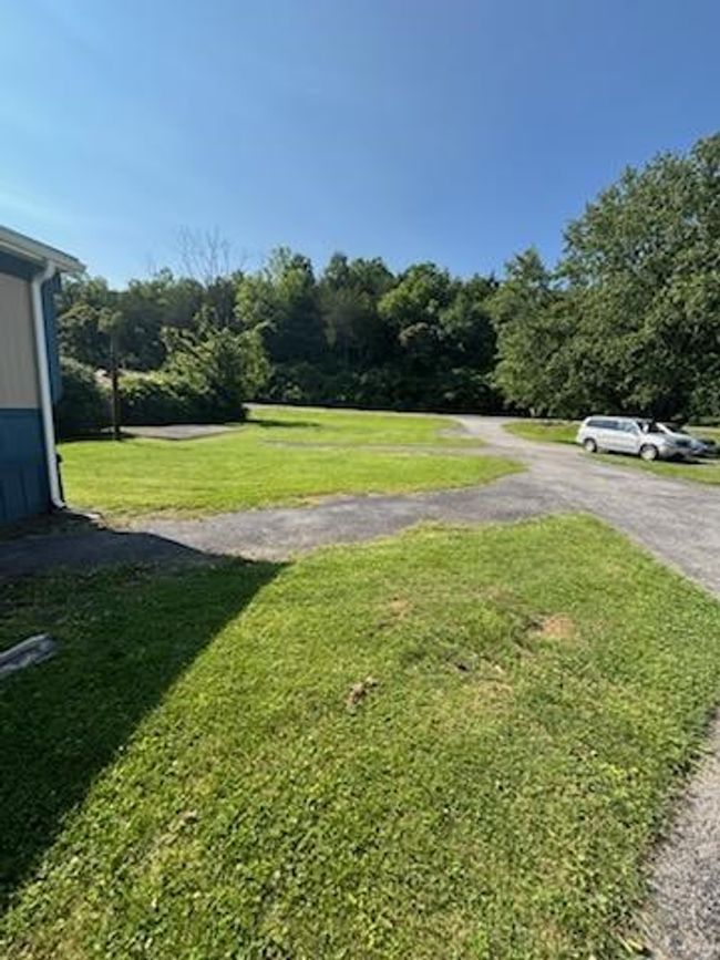 24894 Us Highway 19, House other with 2 bedrooms, 2 bathrooms and null parking in Cedar Bluff VA | Image 27
