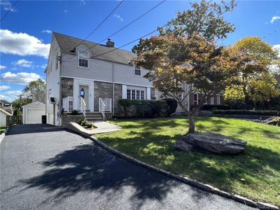 166 Lyons Road, House other with 4 bedrooms, 2 bathrooms and null parking in Scarsdale NY | Image 1