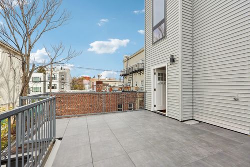 2-1003 Summit Ave, Jersey City, NJ, 07307-3516 | Card Image