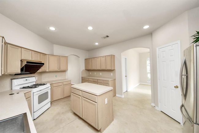 24219 Camillia Ridge Way, House other with 5 bedrooms, 4 bathrooms and 3 parking in Katy TX | Image 12