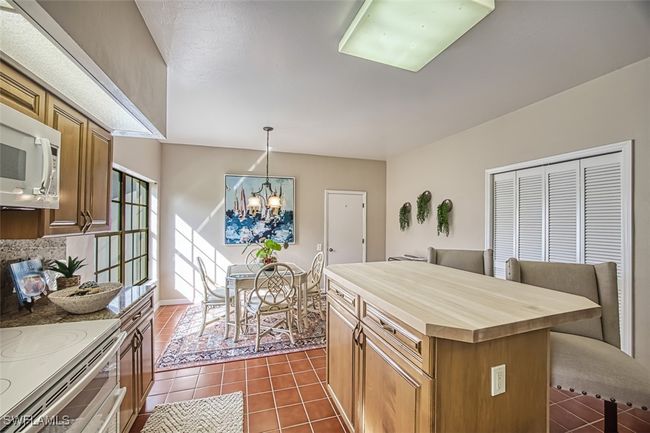 APT-206 - 16391 Fairway Woods Dr, Condo with 2 bedrooms, 2 bathrooms and null parking in FORT MYERS FL | Image 18