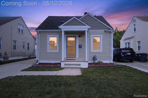6800 Jackson St, Taylor, MI, 48180-1976 | Card Image