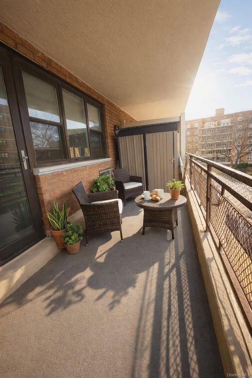 apt-3g-153-25 88th St, Howard Beach, NY, 11414-2156 | Card Image