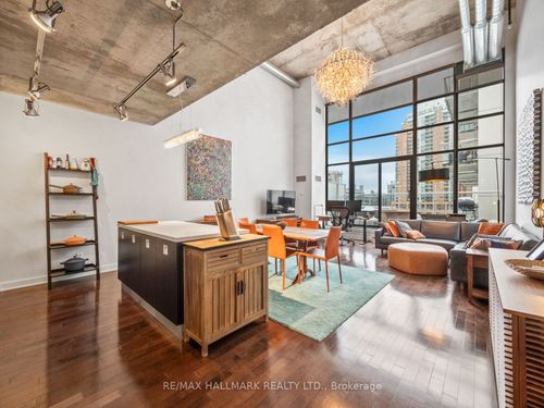 534-43 Hanna Ave, Toronto, ON, M6K1X1 | Card Image