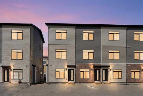 407-156 Park St, Cochrane, AB, T4C3H3 | Card Image