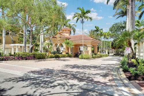 2568 Gardens Pkwy, Palm Beach Gardens, FL, 33410-2934 | Card Image