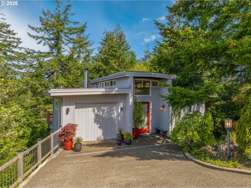 831 Madrona St, Manzanita, OR, 97130 | Card Image