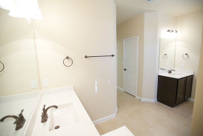 621 Joppa Rd, House other with 3 bedrooms, 2 bathrooms and 2 parking in Leander TX | Image 14