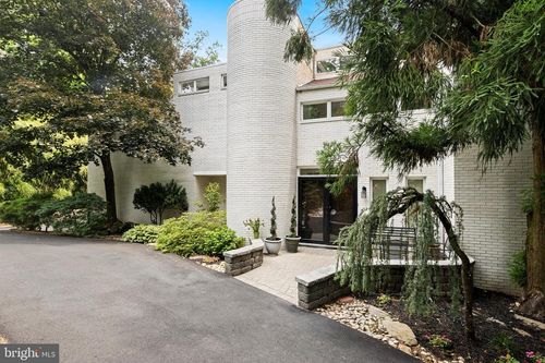 1351 Bobarn Dr, PENN VALLEY, PA, 19072-1135 | Card Image