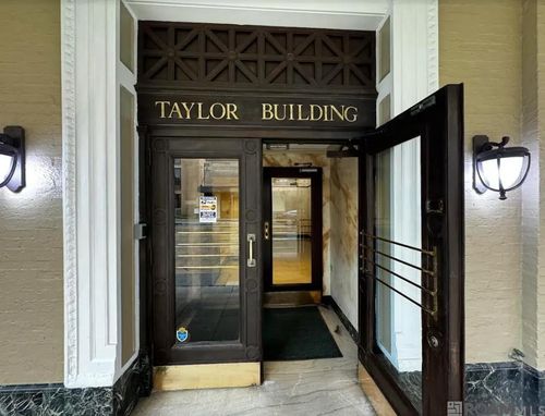 251 Florida St, Baton Rouge, LA, 70801-1703 | Card Image