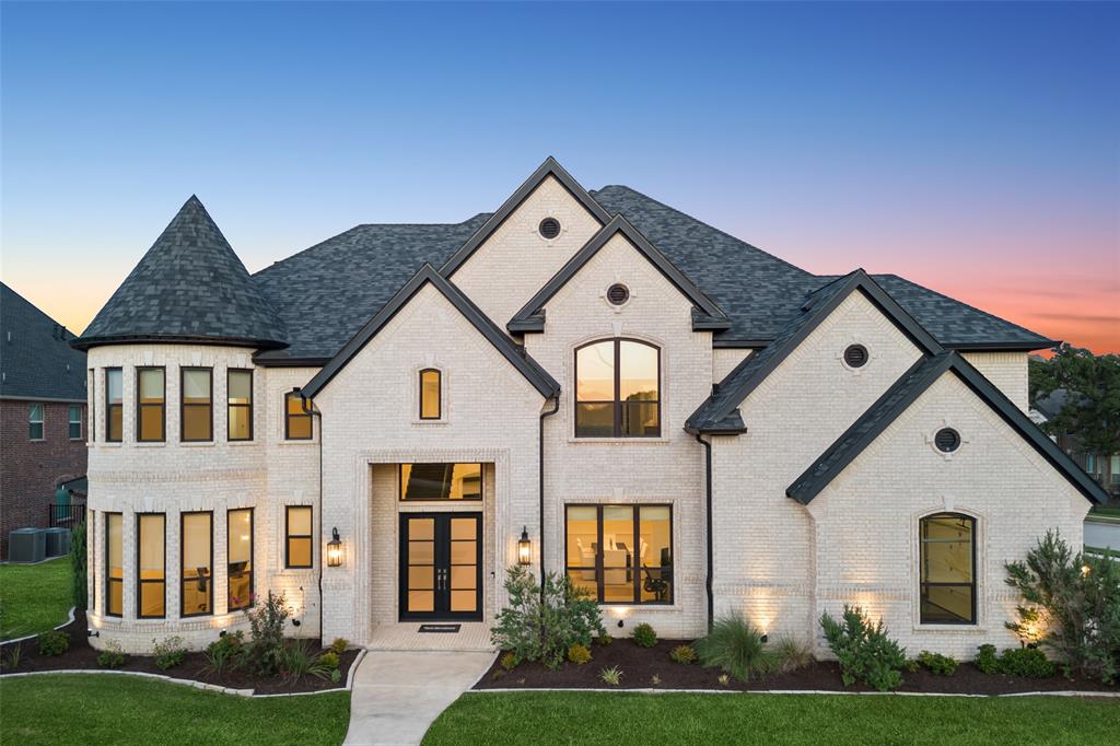Via Italia Dr, Lewisville, TX 75077