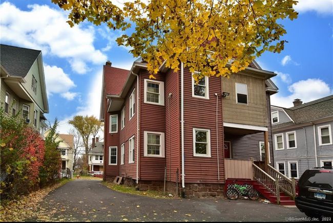 70 - 68-70 Sterling St, Home with 9 bedrooms, 3 bathrooms and 5 parking in Hartford CT | Image 26
