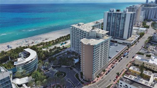 ph-f-2899 Collins Ave, Miami Beach, FL, 33140-4422 | Card Image