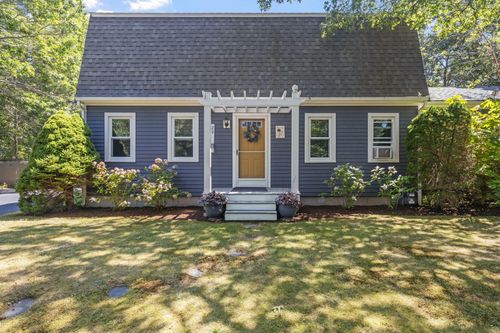 29 Winston Ave, Bourne, MA, 02532-2372 | Card Image