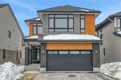 749 Brian Good Ave, Manotick, ON, K4M0E3 | Card Image