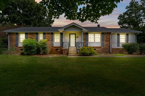 1509 Burchett Dr, Lebanon, TN, 37087-2401 | Card Image