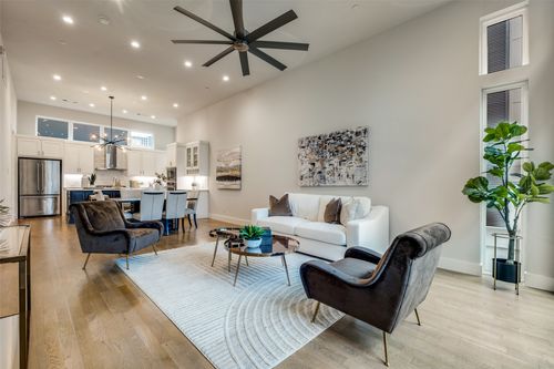 apt-40-3200 Ross Ave, Dallas, TX, 75204-5624 | Card Image