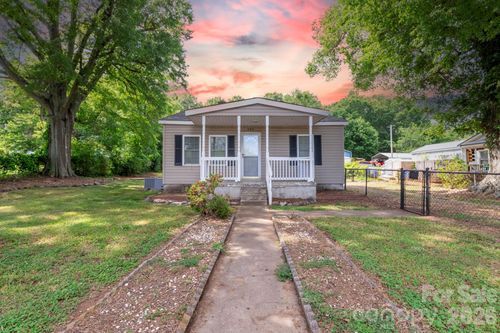 205 Stowe Acres, Kings Mountain, NC, 28086-2127 | Card Image