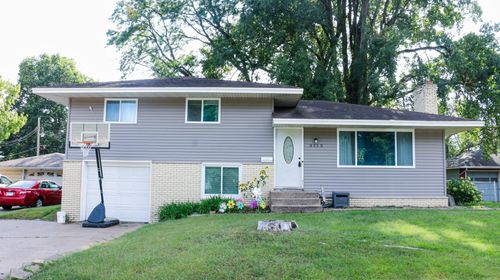 3113 65th Ave N, Brooklyn Center, MN, 55429-2242 | Card Image
