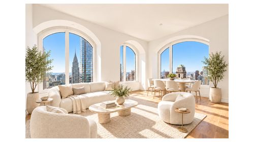 55a-520 5th Ave, New York, NY, 10036-7502 | Card Image