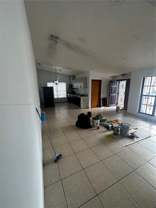 7535 W 5 Th Ct, House other with 3 bedrooms, 2 bathrooms and null parking in Hialeah FL | Image 4