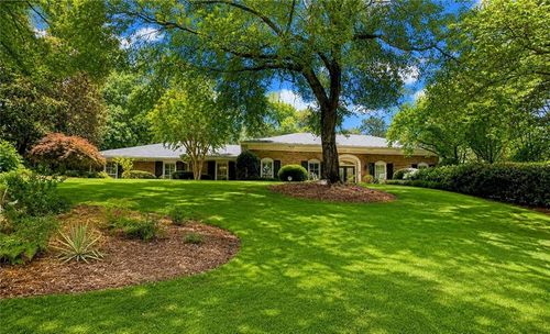 5865 Riverwood Dr, Sandy Springs, GA, 30328-3728 | Card Image