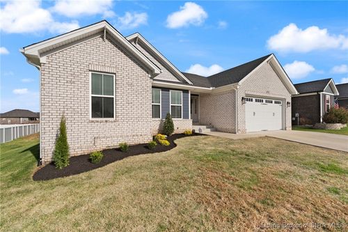 2413 Ridgewood Ct, Jeffersonville, IN, 47130-7578 | Card Image