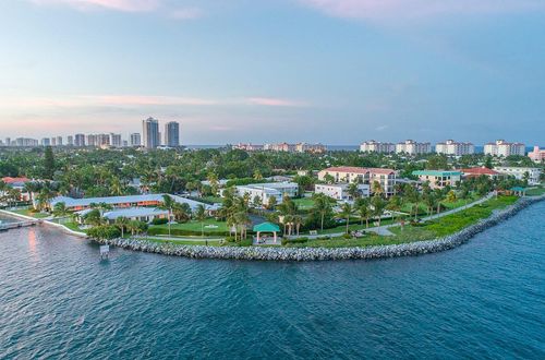 ph-150 Inlet Way, Palm Beach Shores, FL, 33404 | Card Image