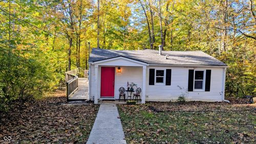 469 W Hinshaw Dr, Nineveh, IN, 46164-8928 | Card Image