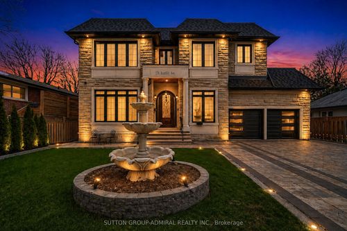 176 Rumble Ave, Richmond Hill, ON, L4C4G4 | Card Image