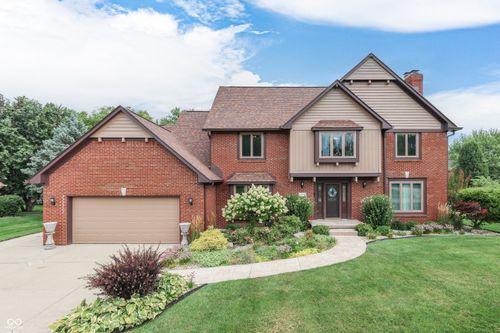 854 Richart Ln, Greenwood, IN, 46142-2066 | Card Image