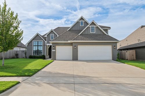 7121 E Queens St, Broken Arrow, OK, 74014-2561 | Card Image