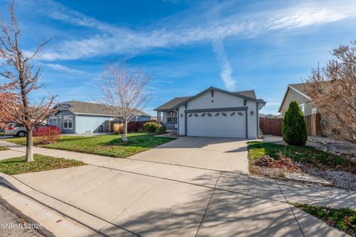 8896 Mahon Dr, Reno, NV, 89506-5956 | Card Image