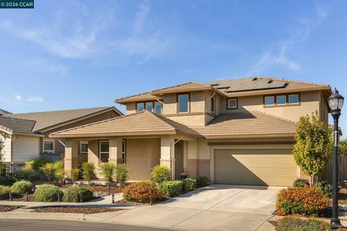 2249 Scott Ct, Woodland, CA, 95776-5552 | Card Image