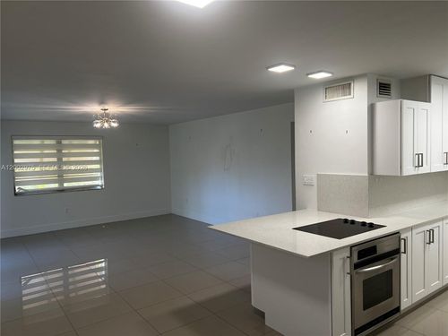 apt-g1-9350 Sw 77th Ave, Miami, FL, 33156-7929 | Card Image