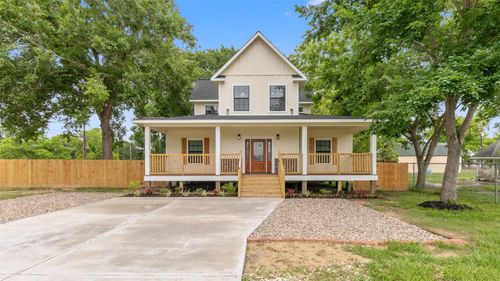 10002 Wilma Ln, Beach City, TX, 77523-9320 | Card Image