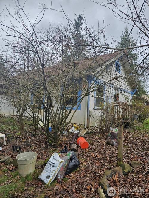 646 Jorgensen Rd, Onalaska, WA, 98570-9415 | Card Image