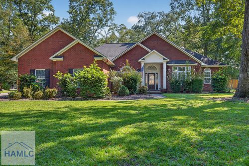 830 Bradwell St, Hinesville, GA, 31313-2203 | Card Image