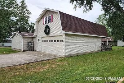 4284 Lakeshore Drive, House other with 3 bedrooms, 2 bathrooms and null parking in Bremen IN | Image 3