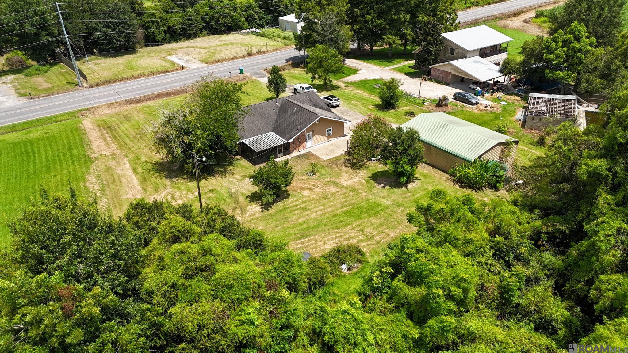 Residential in Belle Rose 5