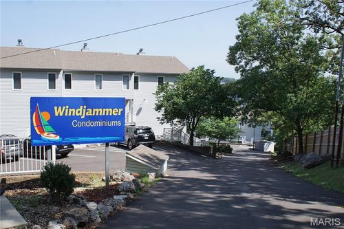 unit-2d-64 Windjammer Ct, Lake Ozark, MO, 65049-9004 | Card Image