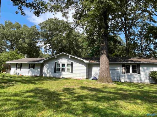 1956 Audubon Cir Sw, Hartselle, AL, 35640-3815 | Card Image