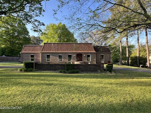 2700 E Main St, Humboldt, TN, 38343-3067 | Card Image