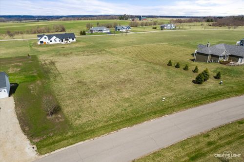4810 Glacial Trl, Ringwood, IL, 60072-9501 | Card Image