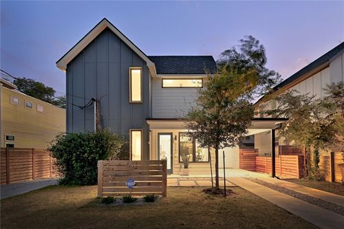 a-411 W Odell St, Austin, TX, 78752-2407 | Card Image