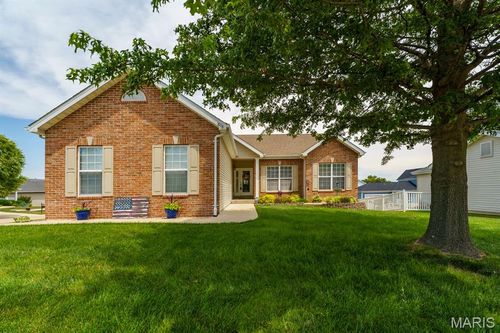 808 Blazing Star Dr, Waterloo, IL, 62298-3170 | Card Image