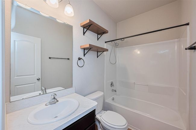 Bathroom | Image 34