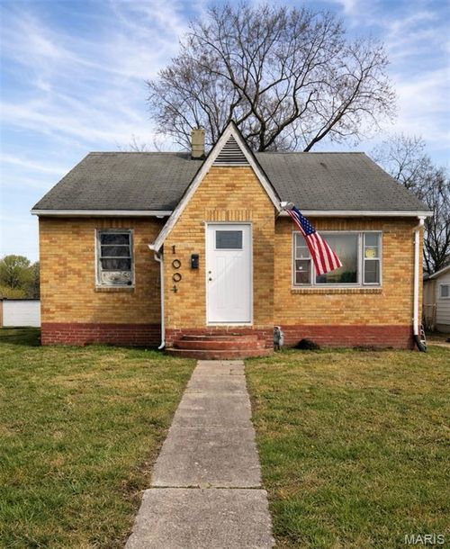 1004 S 25th St, Mount Vernon, IL, 62864-3128 | Card Image