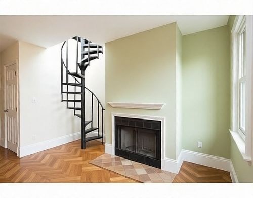 0-171 Warren Ave, Boston, MA, 02116 | Card Image