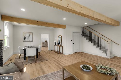 204 N Hoernerstown Rd, HUMMELSTOWN, PA, 17036-9503 | Card Image